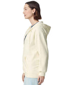 GD69 Off White Model