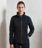 PR824 Black/Brown Model